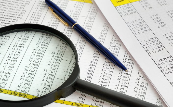 Taxation and Taxes: Στο στόχαστρο της Εφορίας οι μεσαίες και μεγάλες καταθέσεις