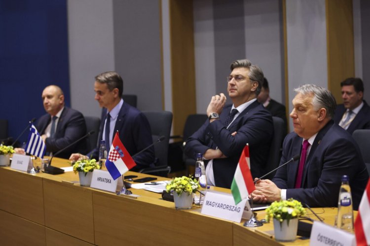 PM Mitsotakis: Ολοκληρώθηκε η συνάντηση Μητσοτάκη-Ζελένσκι στις Βρυξέλλες