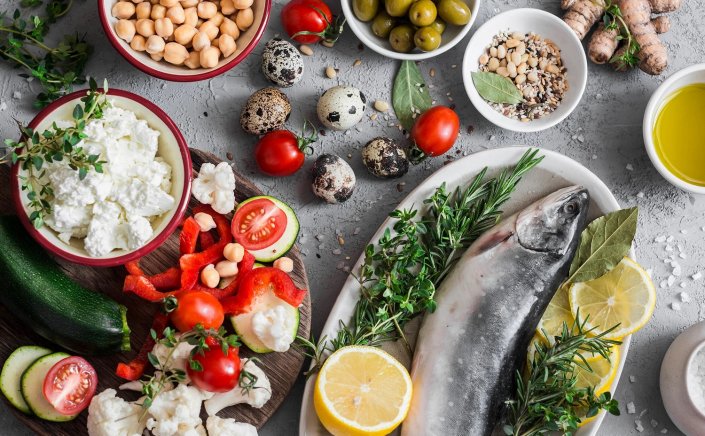 Mediterranean nutrition: Η μεσογειακή διατροφή σχετίζεται με μειωμένο κίνδυνο άνοιας υποστηρίζει νέα έρευνα  [Η Έρευνα]