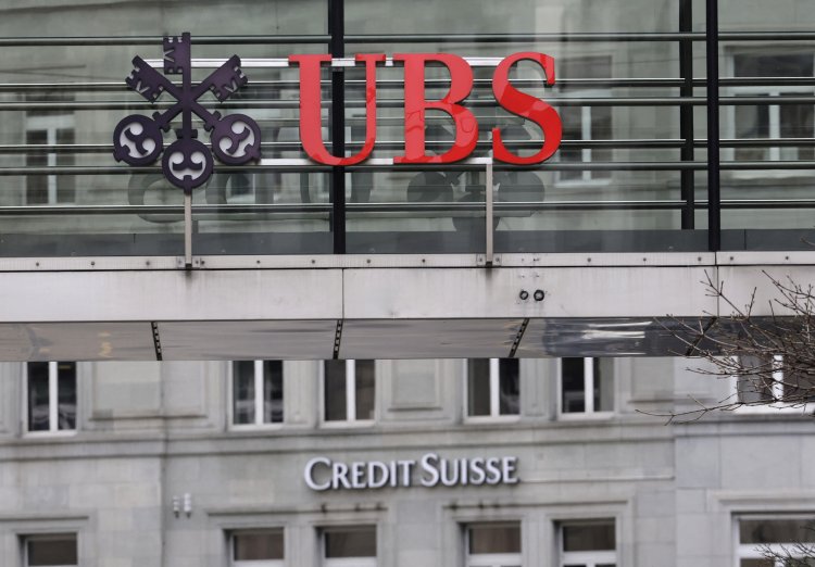 UBS agrees to buy Credit Suisse: Η UBS συμφώνησε να αγοράσει την Credit Suisse για πάνω από 2 δισ. δολάρια