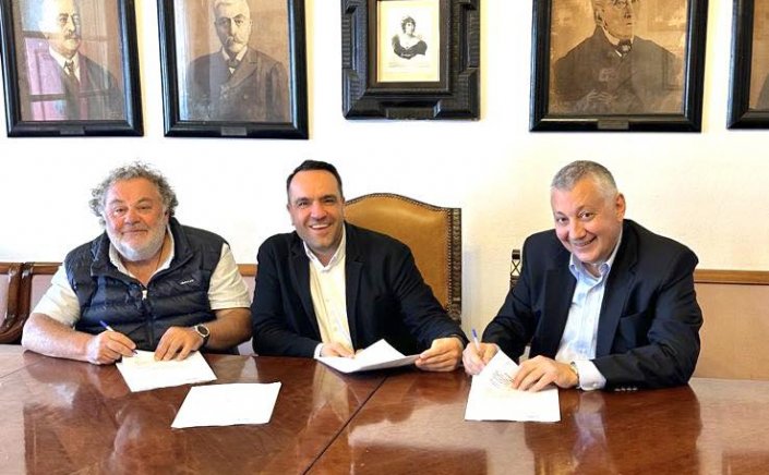 Mayor of Mykonos, K. Koukas: Υπεγράφη η σύμβαση για την προμήθεια και εγκατάσταση δύο νέων μονάδων αφαλάτωσης στην Μύκονο