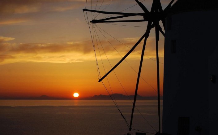 Summer solstice 2023:  Πότε είναι το Θερινό ηλιοστάσιο 2023; Tα επίσημα “εγκαίνια” του καλοκαιριού!!