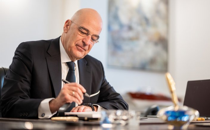 National Elections 2023: Το δίλημμα του Μητσοτάκη με τον Νίκο Δένδια και το υπουργείο Άμυνας