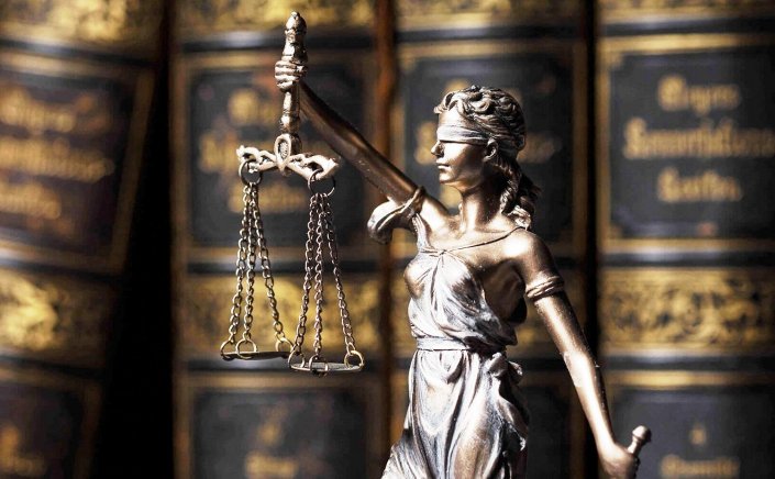 Min of Justice Floridis: Στους δικηγόρους η αρμοδιότητα σε κληρονομητήρια, υποθήκες & σύσταση σωματείων