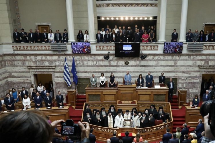 Opening of Parliament: Πρόεδρο και αντιπροέδρους εκλέγει σήμερα η Βουλή - Ποιοι προτείνονται