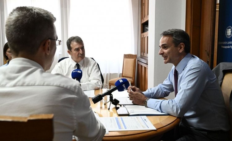 PM Mitsotakis: Εντός της ημέρας ΠΝΠ για ενίσχυση του ΕΚΑΒ, με ένταξη στρατιωτικών και πυροσβεστών