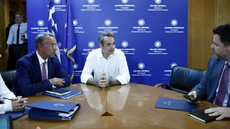 PM Mitsotakis: Σε κυκλοφορία 250 ηλεκτροκίνητα λεωφορεία στην Αθήνα και την Θεσσαλονίκη έως τις αρχές του 2024