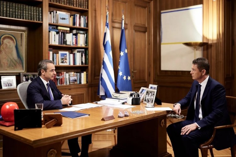 PM Mitsotakis: Επιμένω στην πολιτική «νομιμότητα παντού»-Δεν υπάρχουν έξυπνοι και κορόϊδα