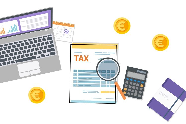 Tax bill: Για ποιους επαγγελματίες μειώνεται 50% η προκαταβολή φόρου το 2024, με το Νέο Φορολογικό Νομοσχέδιο