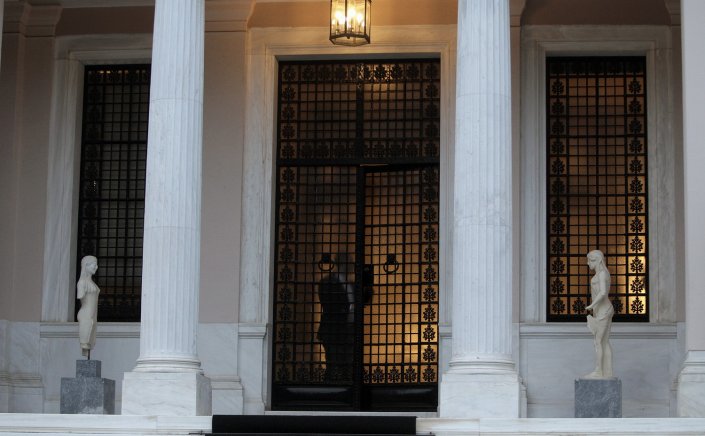 Pre-election period: Το Μαξίμου άρχισε τους γρίφους για τις ευρωεκλογές