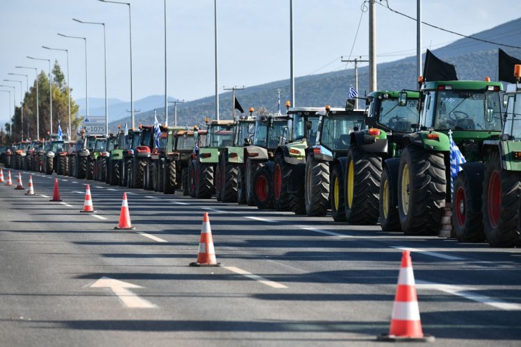 Farmers protest: Την Τρίτη «κληρώνει» για την κλιμάκωση από τους αγρότες - Το ραντεβού και ο προβληματισμός για την αντιπροσωπεία στο Μαξίμου