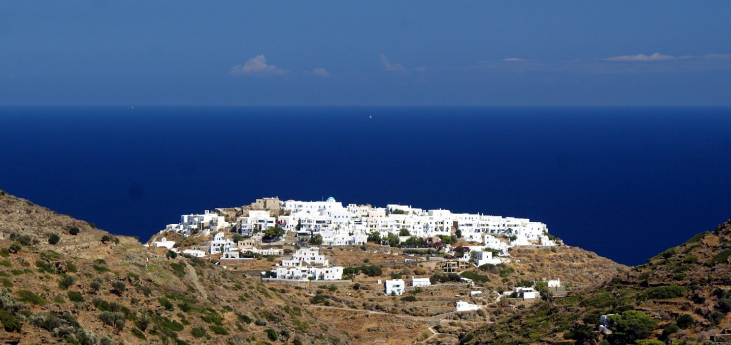 Travel Trends 2024: Κορυφαίος ελληνικός γαστρονομικός προορισμός η Σίφνος, σύμφωνα με το Conde Nast Traveler και το National Geographic