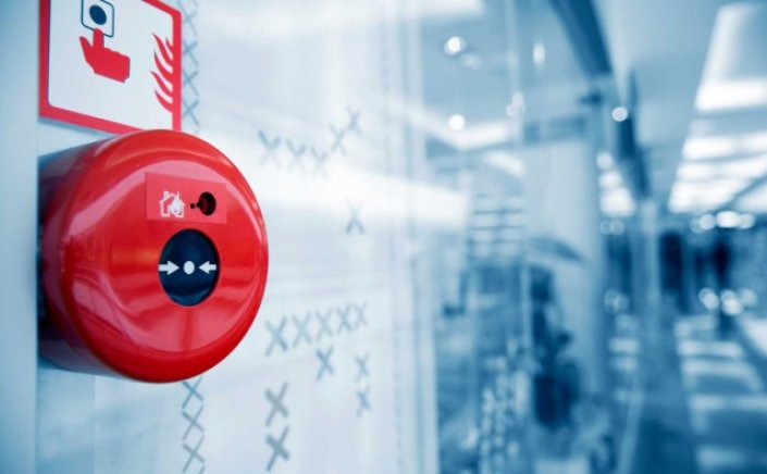 Fire safety regulations: Χαμός στους δήμους για τον Κανονισμό Πυροπροστασίας Ακινήτων