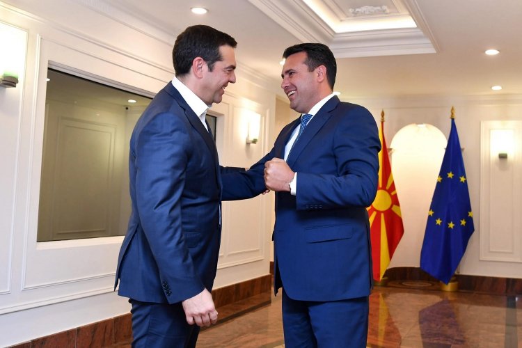 Ex - PM Tsipras: Το εντυπωσιακό come back του Αλέξη - Από την περιφέρεια κυκλώνει το κέντρο