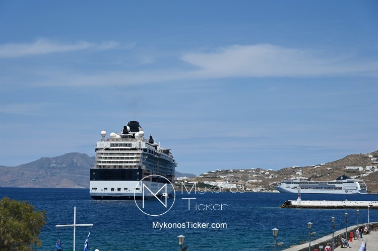 Cap Number of Cruise Ships:  Έτοιμος ο Μητσοτάκης να μειώσει τα κρουαζιερόπλοια στα δημοφιλή ελληνικά νησιά [Bloomberg]