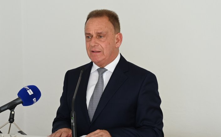 Xpήστos Bεpώvηs Συνεχίζουμε τον σχεδιασμό και την υλοποίηση λύσεων που ενισχύουν την κοινωνική συνοχή και εξασφαλίζουν αξιοπρεπή διαμονή εργαζομένων στο νησί