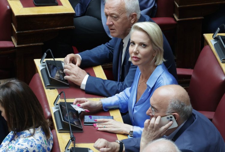 MP Κaterina Monogiou: Τοποθέτηση της Κατερίνας Μονογυιού για το νομοσχέδιο του Υπουργείου Υγείας για την Ολοκλήρωση της Ψυχιατρικής Μεταρρύθμισης