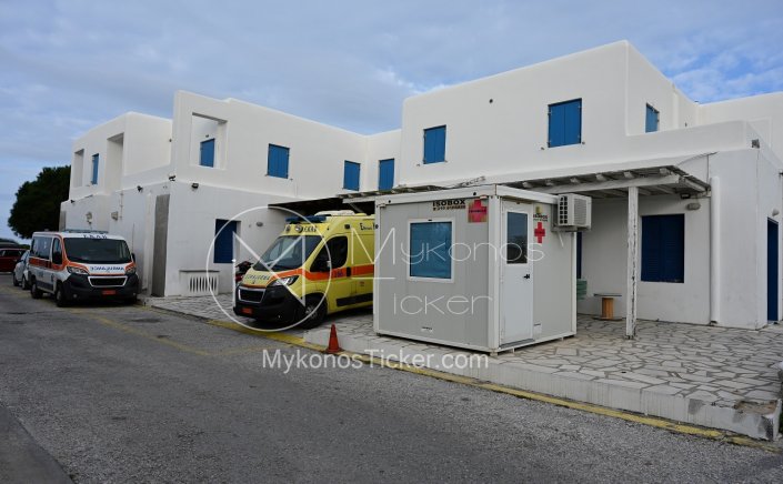 Social housing in Mykonos: Υπεγράφη η σύμβαση Δωρεάς 16 διαμερισμάτων στο Κέντρο Υγείας Μυκόνου από την οικογένεια Γεωργίου Δακτυλίδη, που θα στεγάσουν ιατρικό και νοσηλευτικό προσωπικό