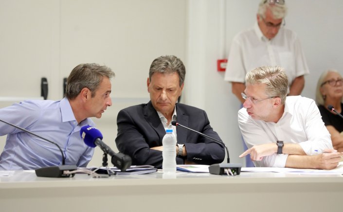 Maximos Mansion: Η Κυβέρνηση με το βλέμμα στραμμένο στην επόμενη ημέρα - Οι δύσκολες «μάχες» και η προσπάθεια για θετική ατζέντα