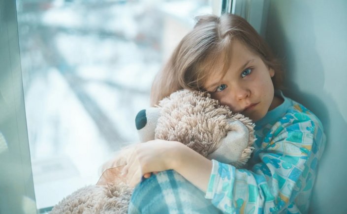 Long COVID in children: Ποια χρόνια συμπτώματα του covid αντιμετωπίζουν τα παιδιά και ποια οι έφηβοι
