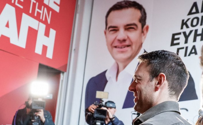 SYRIZA-PA: Το σταυρόλεξο του ΣΥΡΙΖΑ και η σκιά του Τσίπρα - Λυκοφιλίες και καρφώματα