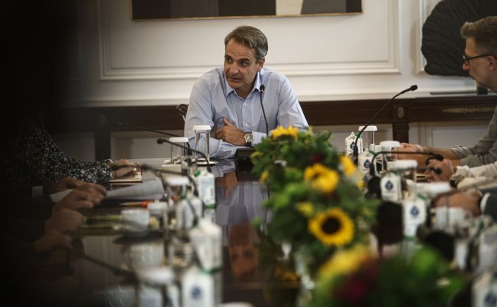 Maximos Mansion: Τι ετοιμάζει το Μαξίμου στο νέο πρόεδρο του ΠΑΣΟΚ