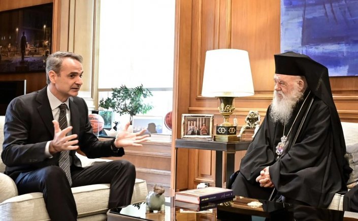 Ecclesiastical Property: Άμεσα ορίζονται από Μέγαρο Μαξίμου και Αρχιεπισκοπή, πρόσωπα που θα  καθορίσουν τις τεχνικές υλοποίησης παραχώρησης ακινήτων της Εκκλησίας για Κοινωνικές Κατοικίες & Φοιτητικές Εστίες