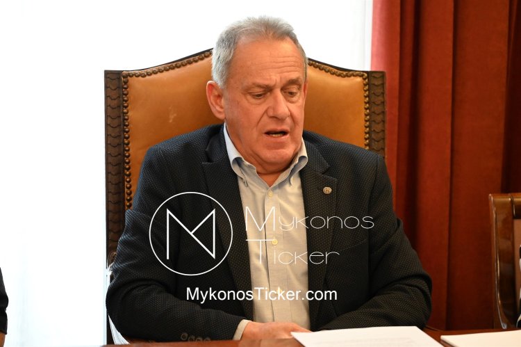 Xpήστοs Bεpώνηs:Τα γεγονότα αμείλικτα, τα ερωτήματα αναπάντητα και οι ευθύνες του Κουκά για το ΕΠΣ αυταπόδεικτες - Σε περιδίνηση ο αμετανόητος αναζητά βηματισμό!