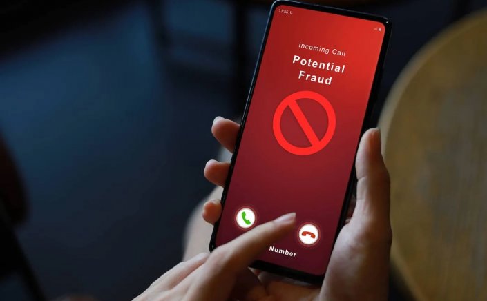 How do scammers get your number? Πώς βρίσκουν οι απατεώνες τον αριθμό του τηλεφώνου μας