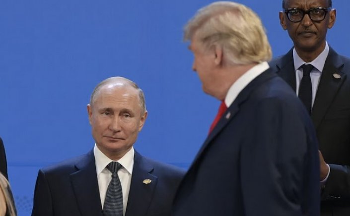 Putin is playing Trump: Ο Πούτιν «παίζει» με τη ψυχολογία του Τραμπ [Politico]