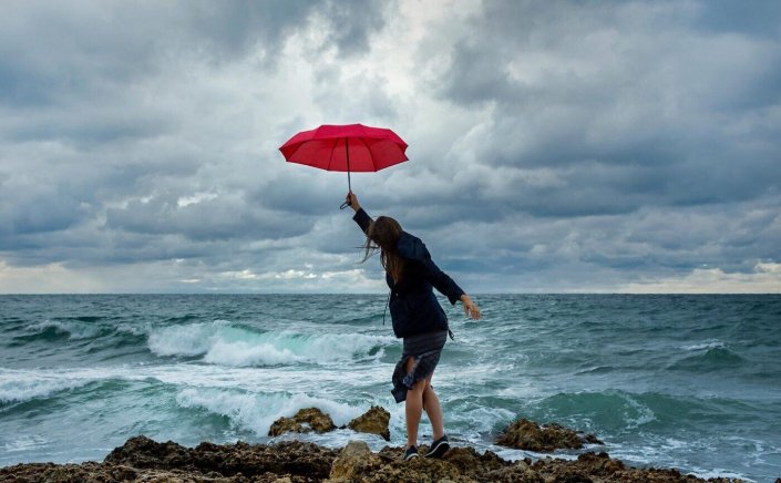 Weather Forecast: Ισχυρές βροχές και καταιγίδες έως και το τέλος της εβδομάδας, συνοδευόμενες από έντονους Νοτιάδες στις Κυκλάδες!! Η πρόγνωση καιρού έως και το Σάββατο!!