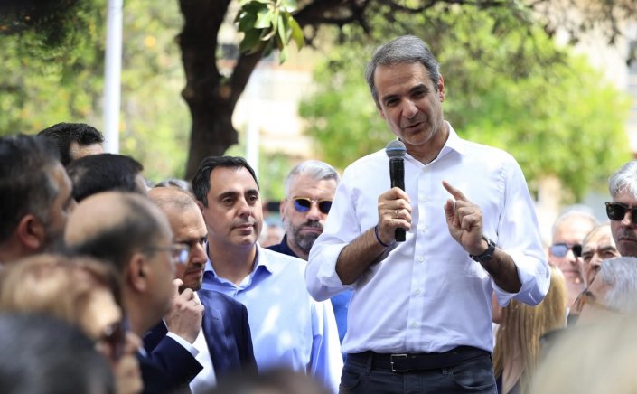 PM Mitsotakis:  Νέο «Μοντέλο» περιοδειών του Μεγάρου Μαξίμου!! Επαφές του πρωθυπουργού με πολίτες & εγκαίνια νέων έργων!!