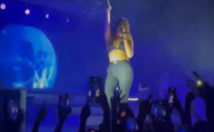 Xpήστos Bεpώvηs: Η Μύκονος συνεχίζει να στηρίζει τον πολιτισμό και να προσφέρει στιγμές χαράς και δημιουργίας σε κατοίκους και επισκέπτες!