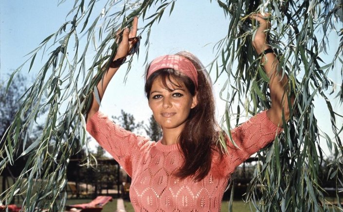 Claude Joséphine Rose “Claudia” Cardinale: Κλαούντια Καρντινάλε!! Ο βιασμός, ο κρυφός γιος, ο ακτιβισμός - Άφησε ανεξίτηλο το αποτύπωμά της στο σινεμά!!