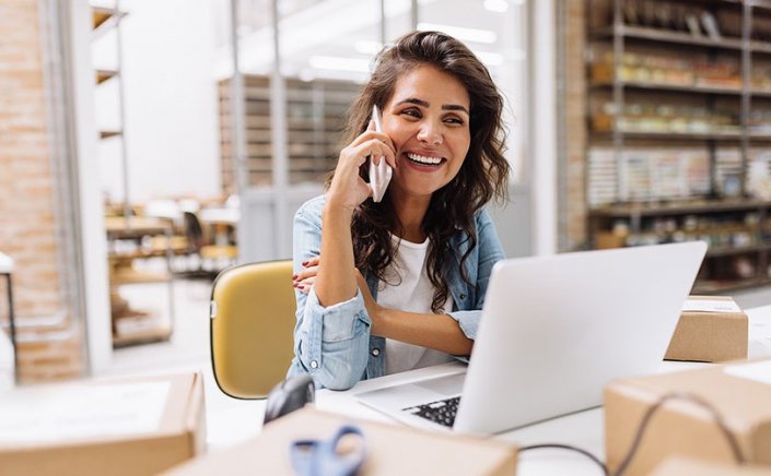 Insurance contributions for freelancers: Επανεξετάζεται ο υπολογισμός αύξησης εισφορών των ελεύθερων επαγγελματιών