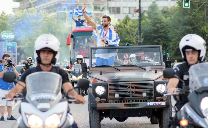 Stefanos Ntouskos: Ποιος είναι ο Γιαννιώτης παγκόσμιος πρωταθλητής - Από τον στίβο στα κουπιά και από την ιατρική στο βάθρο