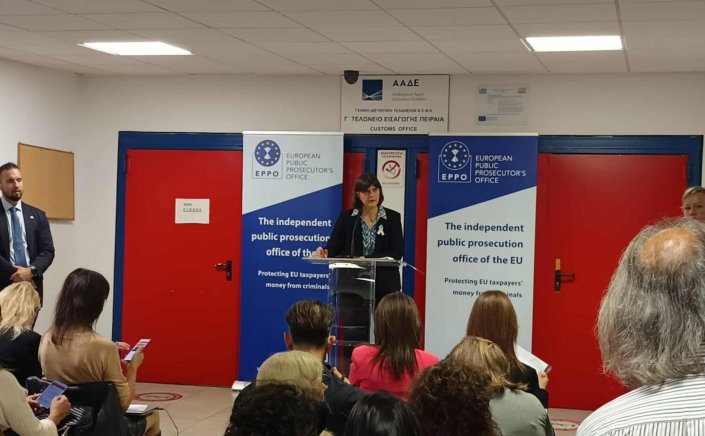 European Chief Prosecutor Kövesi: Τα μηνύματα και οι «βόμβες» της Λάουρα Κοβέσι για λιμάνια, για Τέμπη ότι «η διαφθορά μπορεί να σκοτώσει» & ΟΠΕΚΕΠΕ, που τον χαρακτήρισε ως «ακρωνύμιο της διαφθοράς και των πελατειακών σχέσεων» [Video]