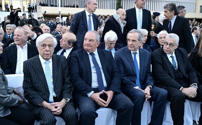 Gov & Political Affairs: Γιατί Καραμανλής, Παυλόπουλος και Σαμαράς δεν πάνε στην εκδήλωση Δένδια