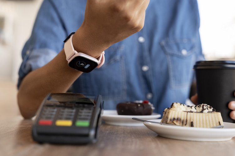 IRIS Online Payments: Τι αλλάζει στις πληρωμές μέσω IRIS από από 1η Νοεμβρίου – Τσουχτερά πρόστιμα