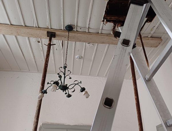 ΜΠΞ: Η Γύμνια των “Απόντων” και όψιμων “Σωτήρων” - Οι “Χουχουλιοί” της ένοχης σιωπής κουνούν το δάχτυλο στους Παρόντες