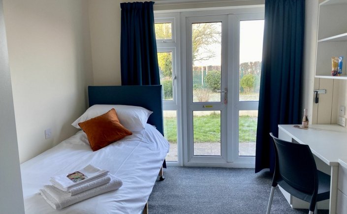 Housing for Hospitality Workers: Νέα ΚΥΑ αλλάζει τα δεδομένα στη διαμονή των εργαζομένων στον τουρισμό - Τι αλλάζει σε προδιαγραφές, άδειες και ελέγχους [ΦΕΚ]