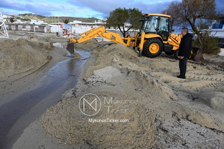 Μύκονος: 3η συνεχόμενη παρέμβαση στον Ορνό για την άμεση απορροή των Ομβρίων Υδάτων [Εικόνες &Video]