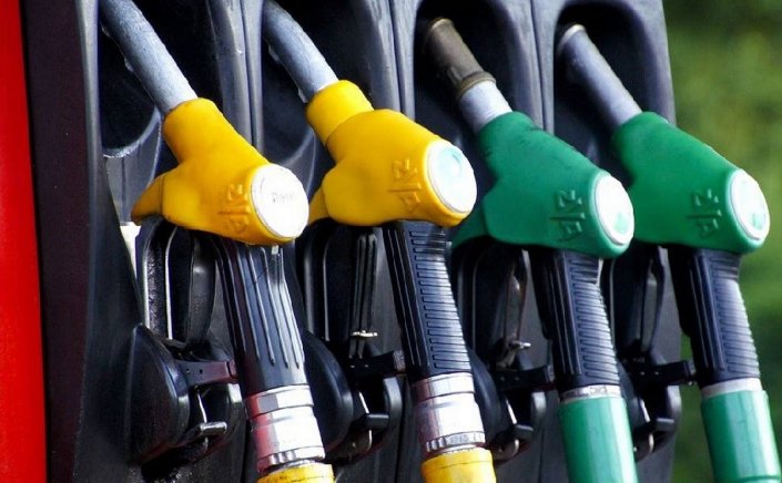 Anti-Inflation Measures Greece: Παρεμβάσεις «Μηδενικού Κόστους»!! Πώς θα λειτουργήσει το πλαφόν στα καύσιμα & η επιδότηση διυλιστηρίων!!