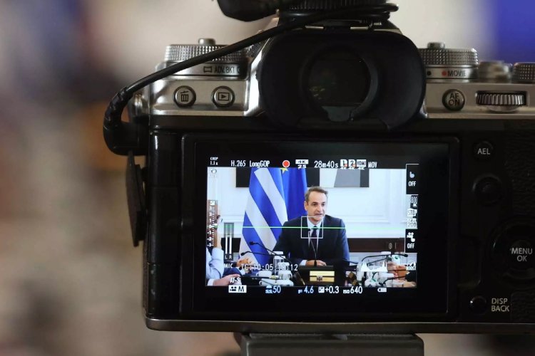 Greek Government Challenges: Σε Κλοιό Πιέσεων η Κυβέρνηση!! Το εκρηκτικό Τρίγωνο Ακρίβειας, ΟΠΕΚΕΠΕ 2 και Υποκλοπών!!