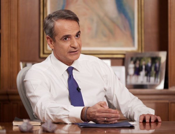 Greek Constitutional Revision Proposal: Συνταγματική Αναθεώρηση!! Ο νέος εκλογικός χάρτης με όριο δύο θητειών σε Βουλευτές, Περιφερειάρχες, Δημάρχους & μείωση Βουλευτών, με το νέο Εκλογικό Σύστημα!!