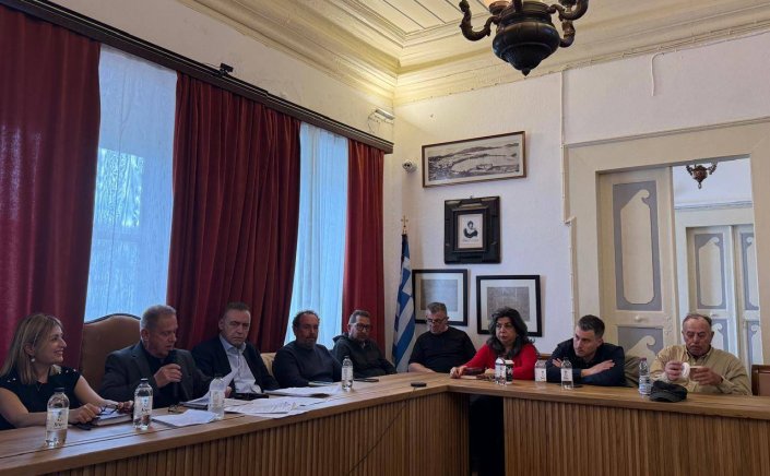 Χρήστος Βερώνης: Full Alert για την Κακοκαιρία - Προληπτική Θωράκιση της Μυκόνου και πλήρης ενεργοποίηση του Σχεδίου «Δάρδανος 2»