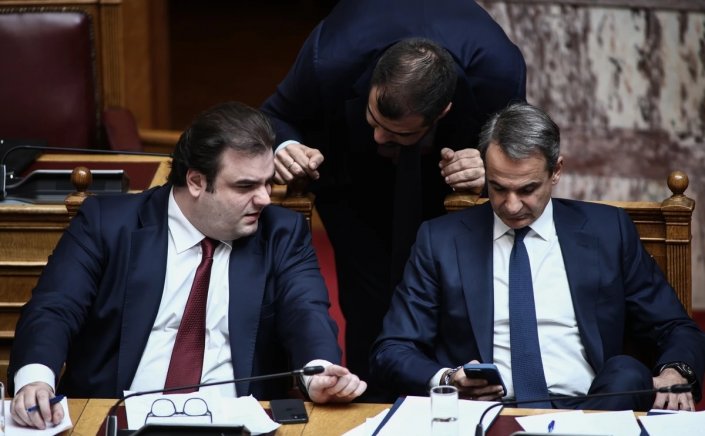 New Electoral Law: Νέος Εκλογικός Νόμος - Μείωση  Βουλευτικών εδρών, οι μισοί Βουλευτές από μονοεδρικές, από 7 Εκλογικές Περιφέρειες!! Πότε θα εφαρμοστεί ο νέος εκλογικός νόμος!!