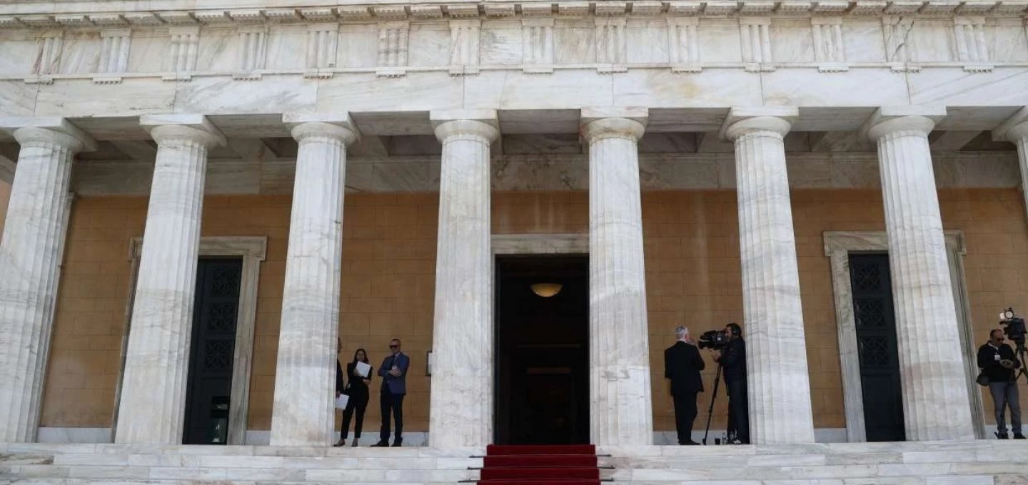 Snap Election Rumors: Φήμες για πρόωρες εκλογές 2026! Τι συζητιέται στα «πηγαδάκια» στο περιστύλιο της Βουλής!