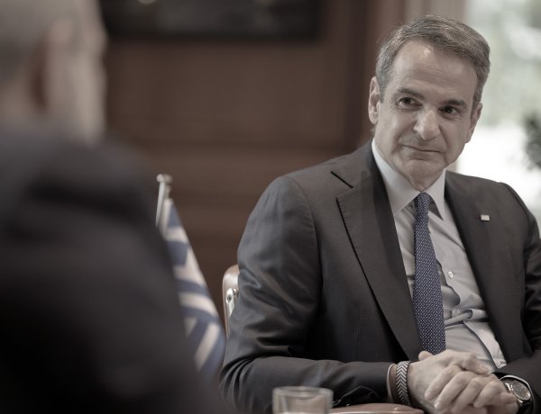 Ministerial Incompatibility U-Turn: Πίσω το ασυμβίβαστο Υπουργού - Βουλευτή, με κυριότερους λόγους τις έντονες αντιδράσεις στο εσωτερικό της ΝΔ και απειλές για καταψήφιση!