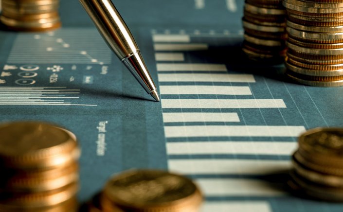 P2P Tax Trap: «Παγίδα» φόρου η μεταφορά χρημάτων μεταξύ φίλων, ακόμα και για αυθημερόν επιστροφές!